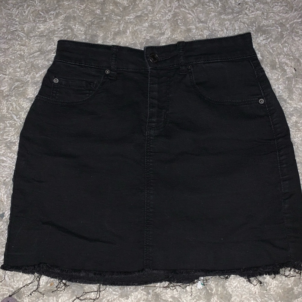 Black skirt